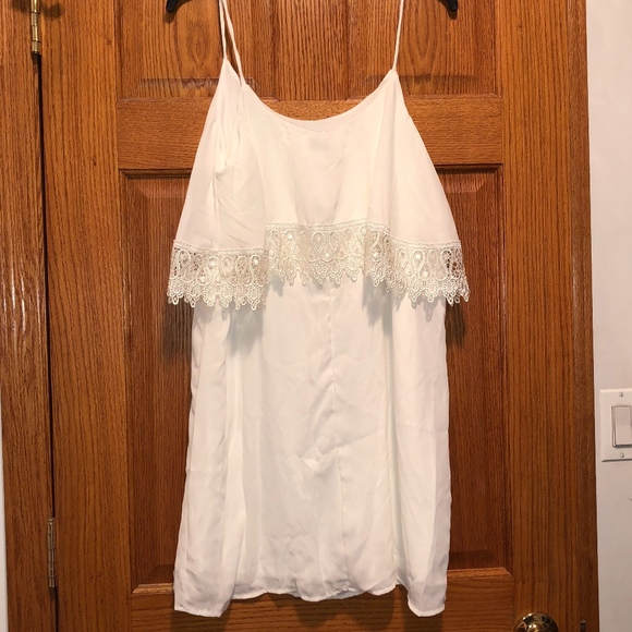 A’GACI Dress - Picture 2 of 3